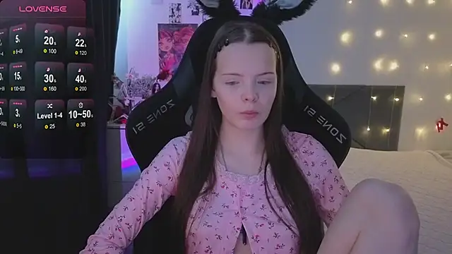 Luna_Navy's cam snapshot