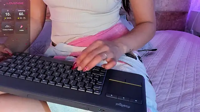 Genesis_And_Jack_ live sex cam