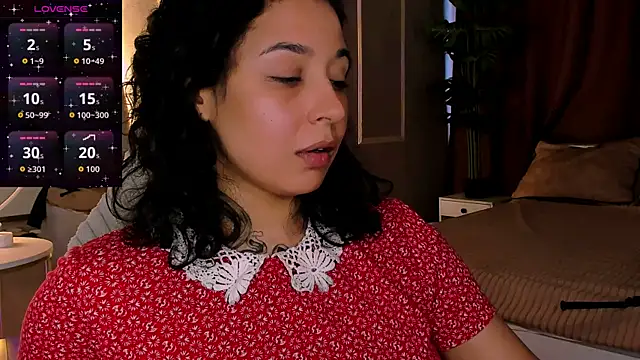 Aisha_Goldstein live sex cam