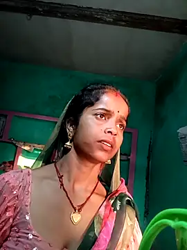 Alisha_beby143's cam snapshot