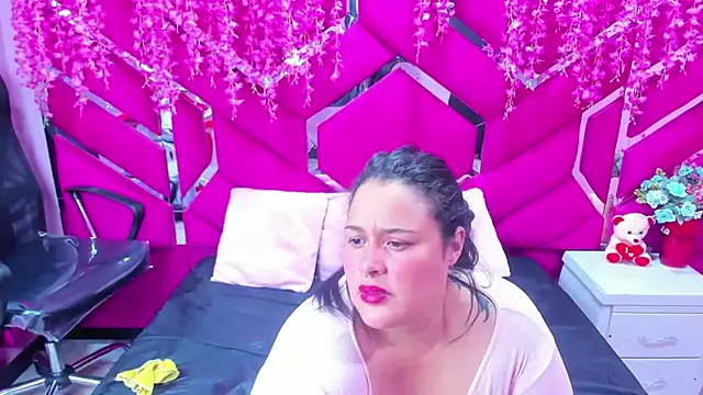 Atena_Glow_'s cam snapshot