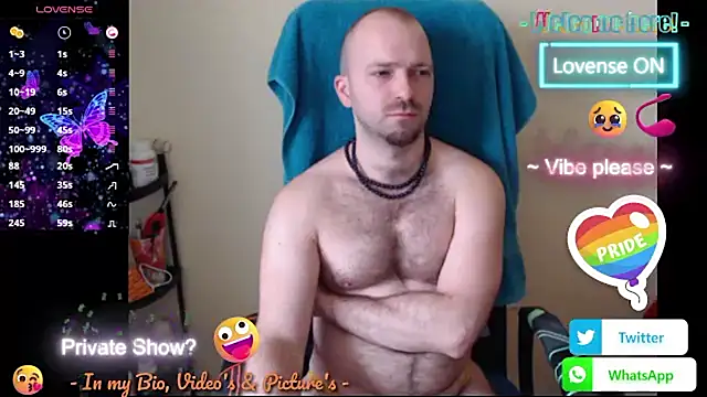 RealManHaveHairy live sex cam