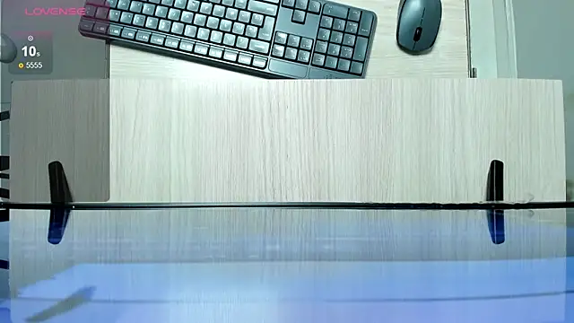 Isisleroy1 live sex cam