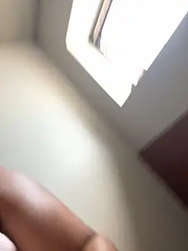 CurvyDesire1's cam snapshot