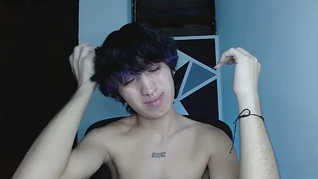 littlextreme live sex cam