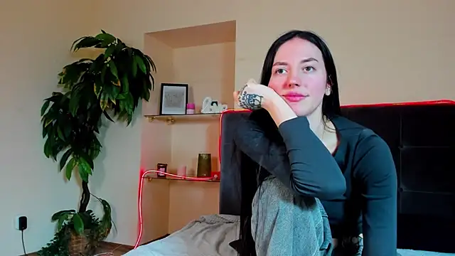 AdrianaCult live sex cam