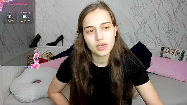 Alisa__Hall's cam snapshot