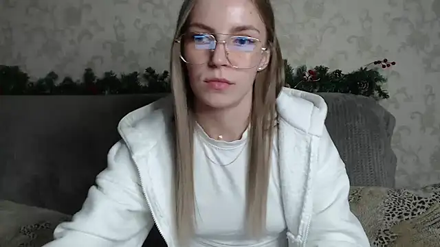 HitGyrl live sex cam