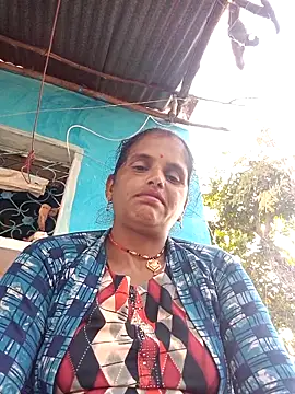 Manvi_hote's cam snapshot