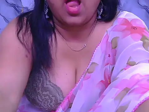 Its-ishikaa's cam snapshot