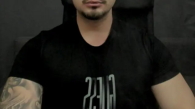 TonyWilcox live sex cam