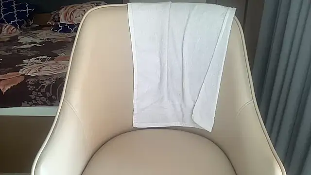 sassypooja's cam snapshot