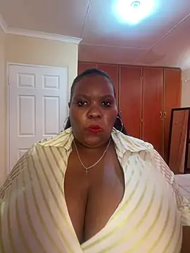 Michyboldy live sex cam