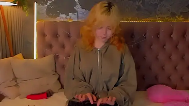 EmilyAngells live sex cam