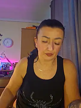 Hotangel75 live sex cam