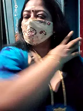 maniisha's cam snapshot