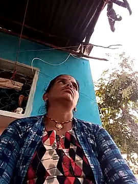 Manvi_hote's cam snapshot