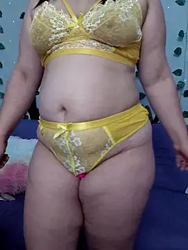 kiara_scottt live sex cam