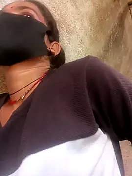 Sunali_Bendre live sex cam