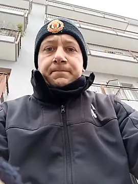 Alley87's cam snapshot