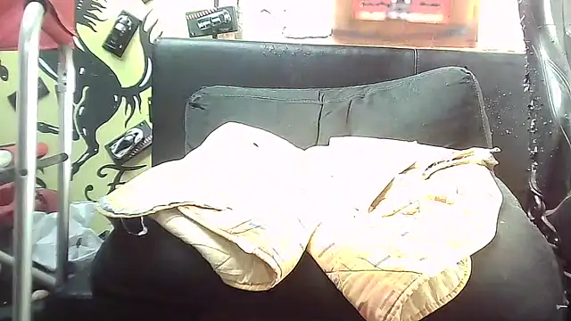 ILOVEhairywoman's cam snapshot