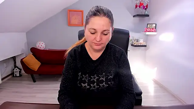 LollaGirl's cam snapshot