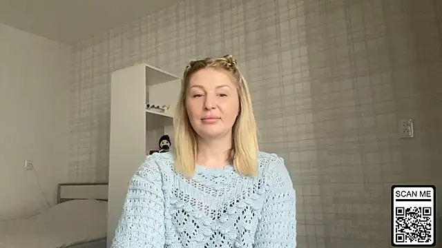 Blondie_xoxoxo's cam snapshot