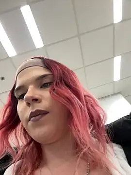 RiriRoseey live sex cam