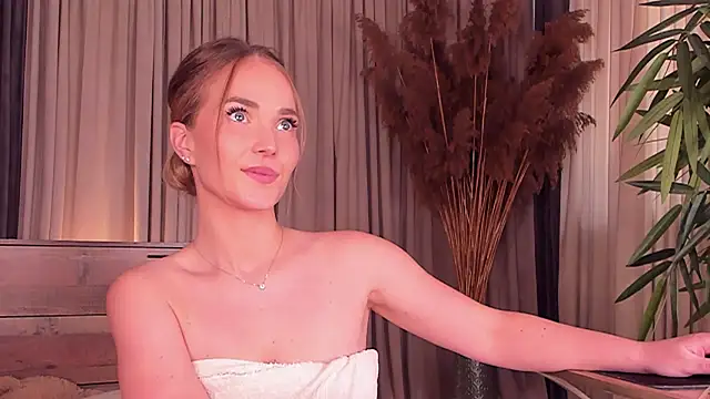 daisyd001 live sex cam