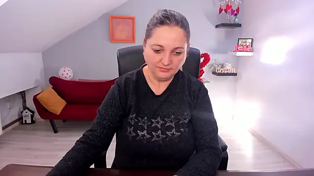 LollaGirl's cam snapshot