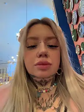 Chiibi's cam snapshot