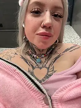 Chiibi's cam snapshot