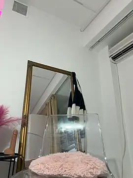 Crystal-Doll's cam snapshot