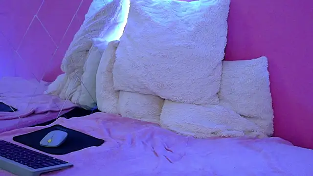 Sia_a's cam snapshot