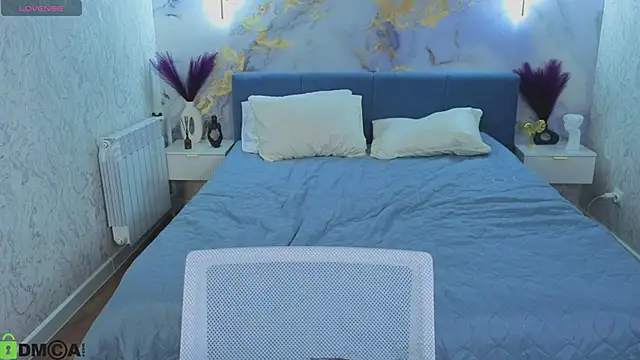 linajourney's cam snapshot