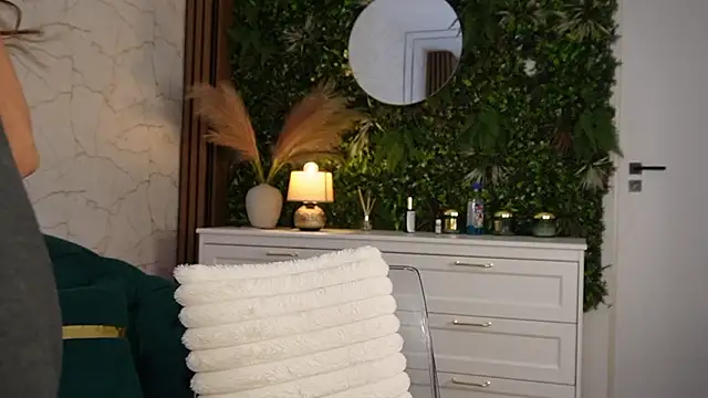 angel_wow_'s cam snapshot