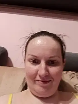 BustyLadyAlma's cam snapshot