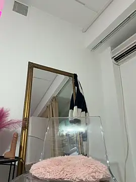 Crystal-Doll's cam snapshot