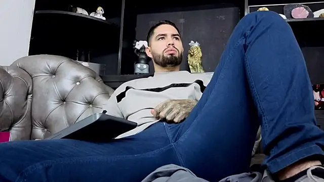 matteosantos live sex cam