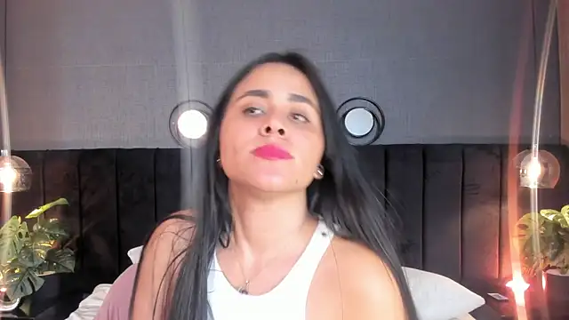 Brenda_Garcia's cam snapshot