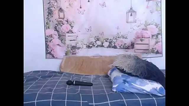 AfricanBarbiee69's cam snapshot