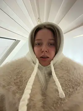 ElliRose live sex cam