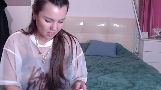 MiraMiss live sex cam