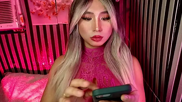 HoresCOCKLUCY live sex cam