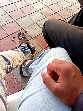 Horny-boyyy live sex cam