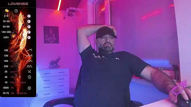 HAIR-MAN live sex cam