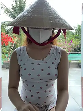 BabyThree_'s cam snapshot