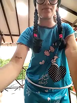 l0lita_emi live sex cam