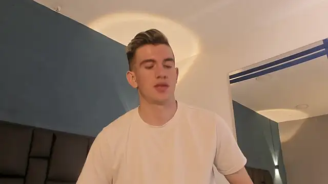 MikaelSlow live sex cam