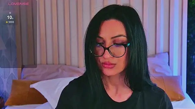 NikkiStarX live sex cam